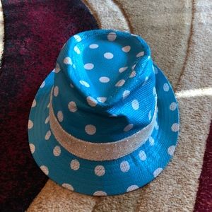 Polkadot hat